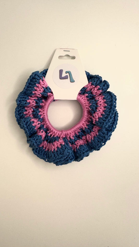 STRIPEY SCRUNCHIE